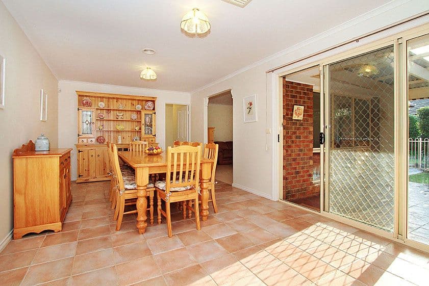 54 Allwyn Crescent, MILL PARK VIC 3082, Mill Park - Thumbnail 4