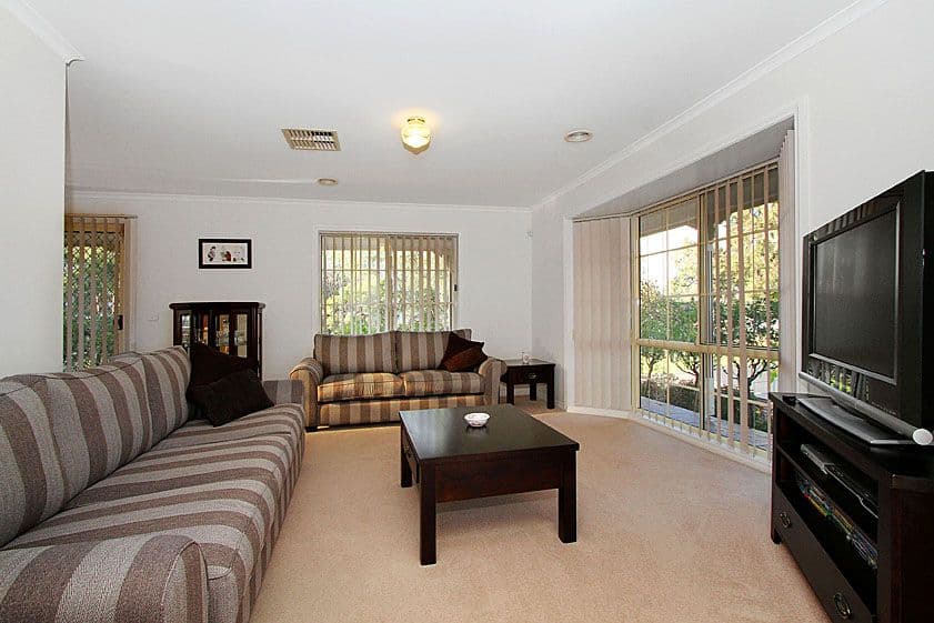 54 Allwyn Crescent, MILL PARK VIC 3082, Mill Park - Thumbnail 6