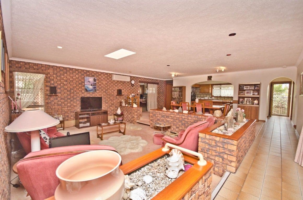 131 Barrier Reef Drive, MERMAID WATERS QLD 4218, Mermaid Waters - Thumbnail 2