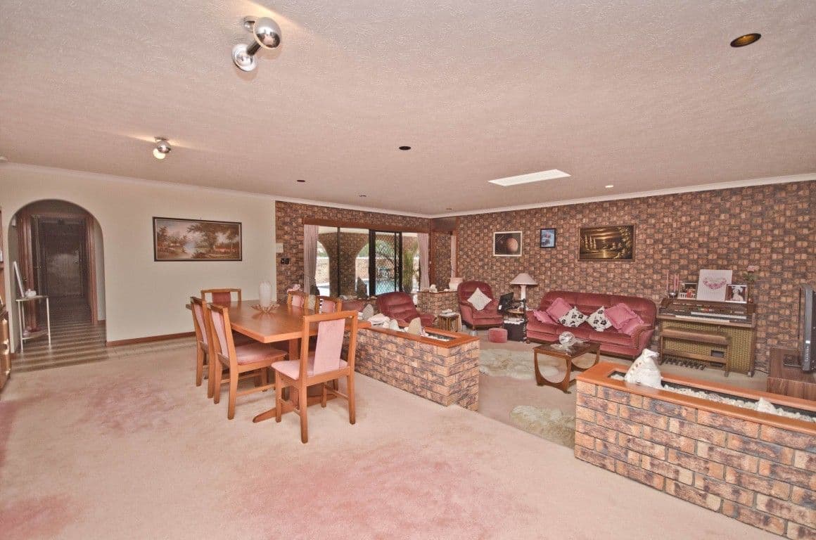 131 Barrier Reef Drive, MERMAID WATERS QLD 4218, Mermaid Waters - Thumbnail 5