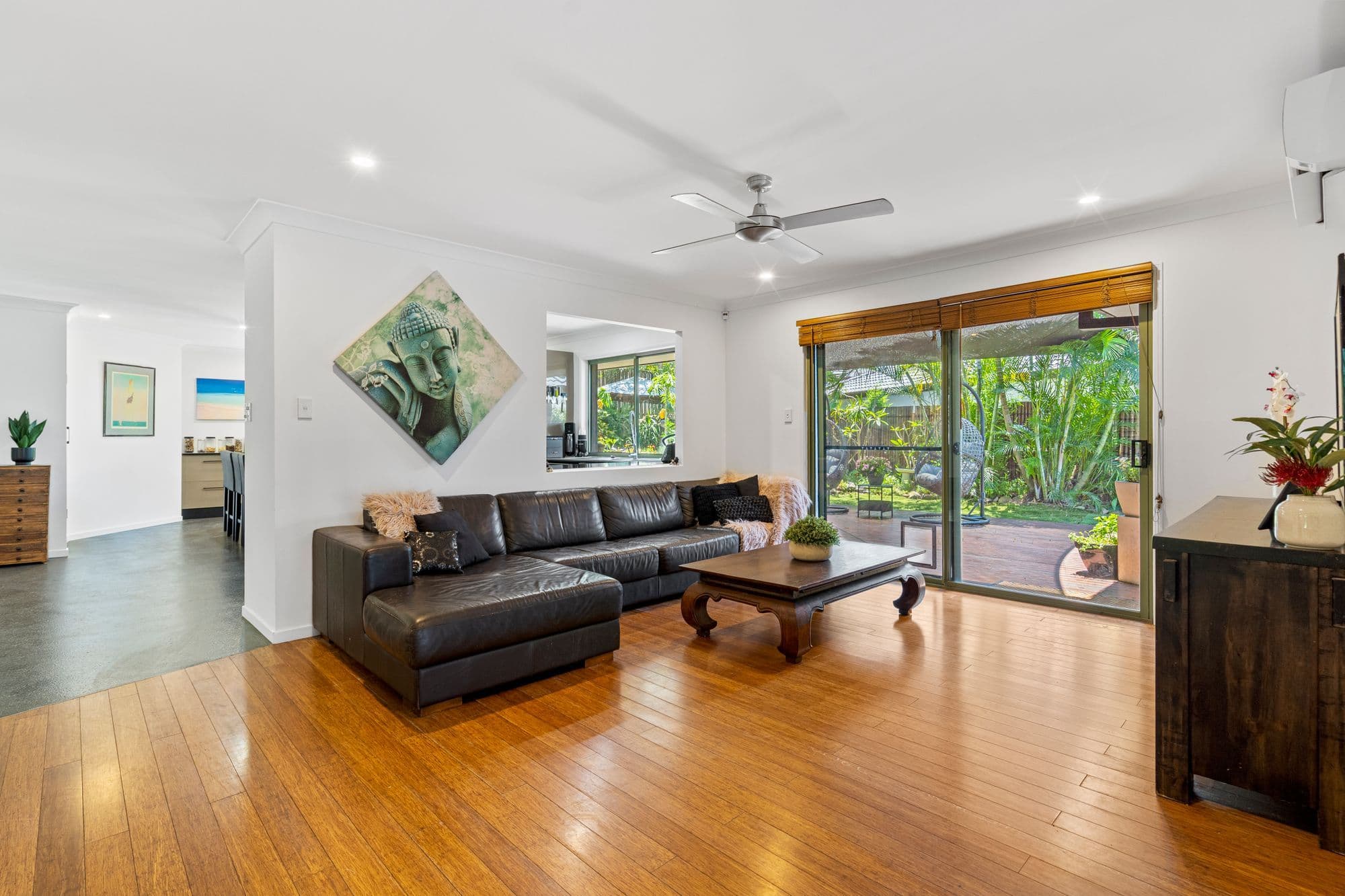 16 Royal Court, Ashmore QLD 4214, Ashmore - Thumbnail 5