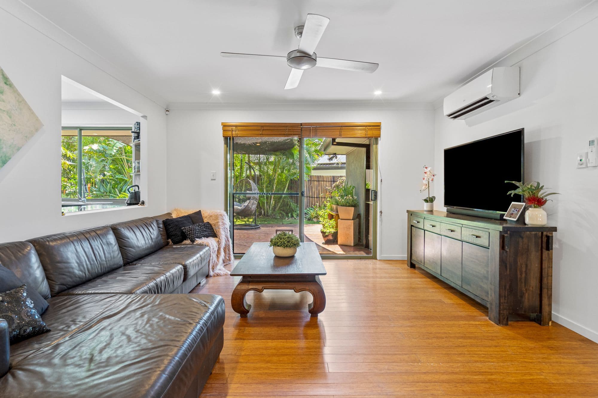 16 Royal Court, Ashmore QLD 4214, Ashmore - Thumbnail 6