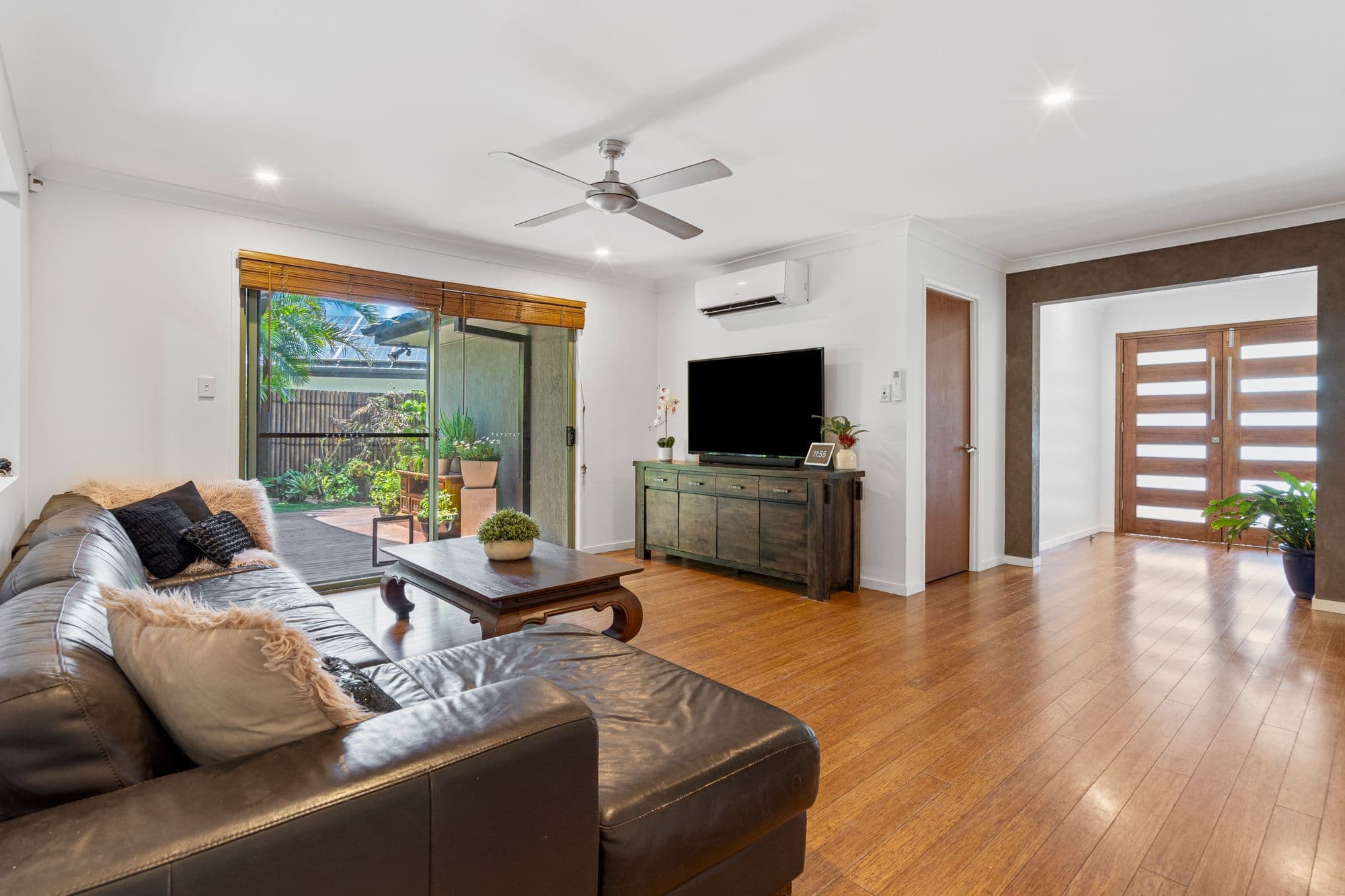 16 Royal Court, Ashmore QLD 4214, Ashmore - Thumbnail 7
