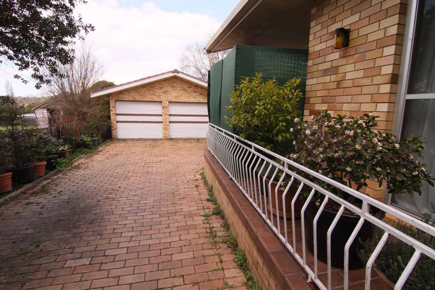 25 Macquarie, GLEN INNES NSW 2370, Glen Innes - Thumbnail 2