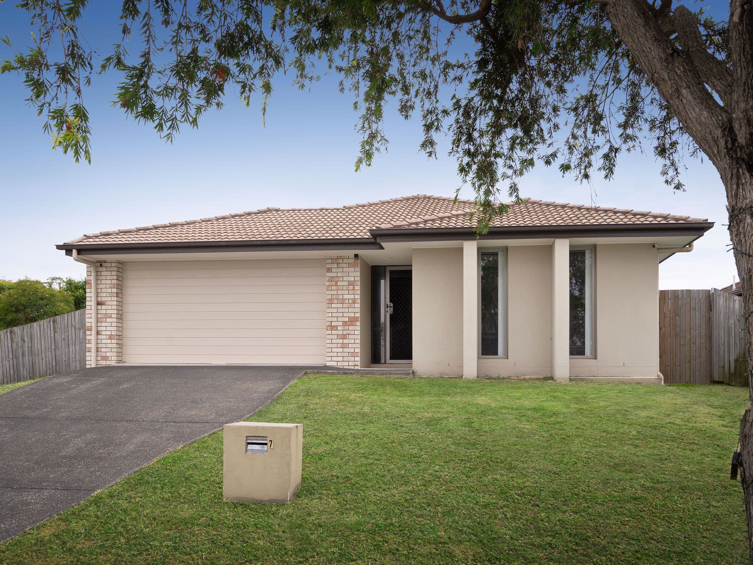 7 Zanow Street, North Booval QLD 4304, North Booval - Image 1