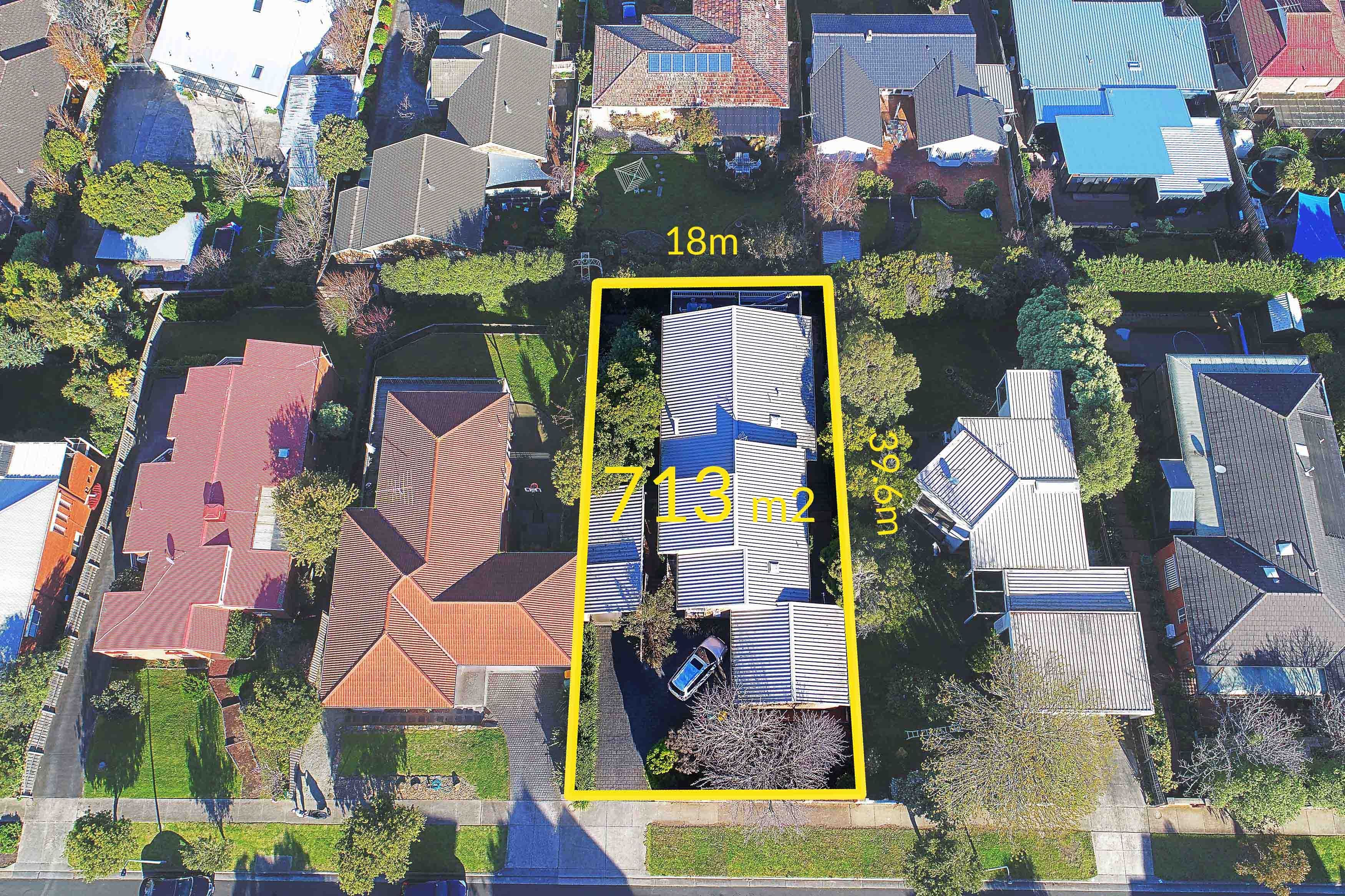 24 Lansbury Crescent, Highton VIC 3216, Highton - Thumbnail 2