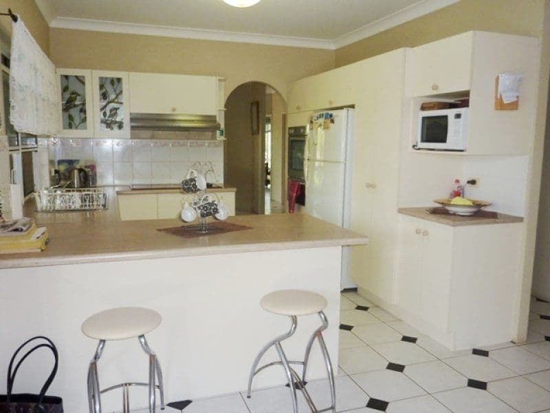 82 Farmer Street, EDMONTON QLD 4869, Edmonton - Thumbnail 6