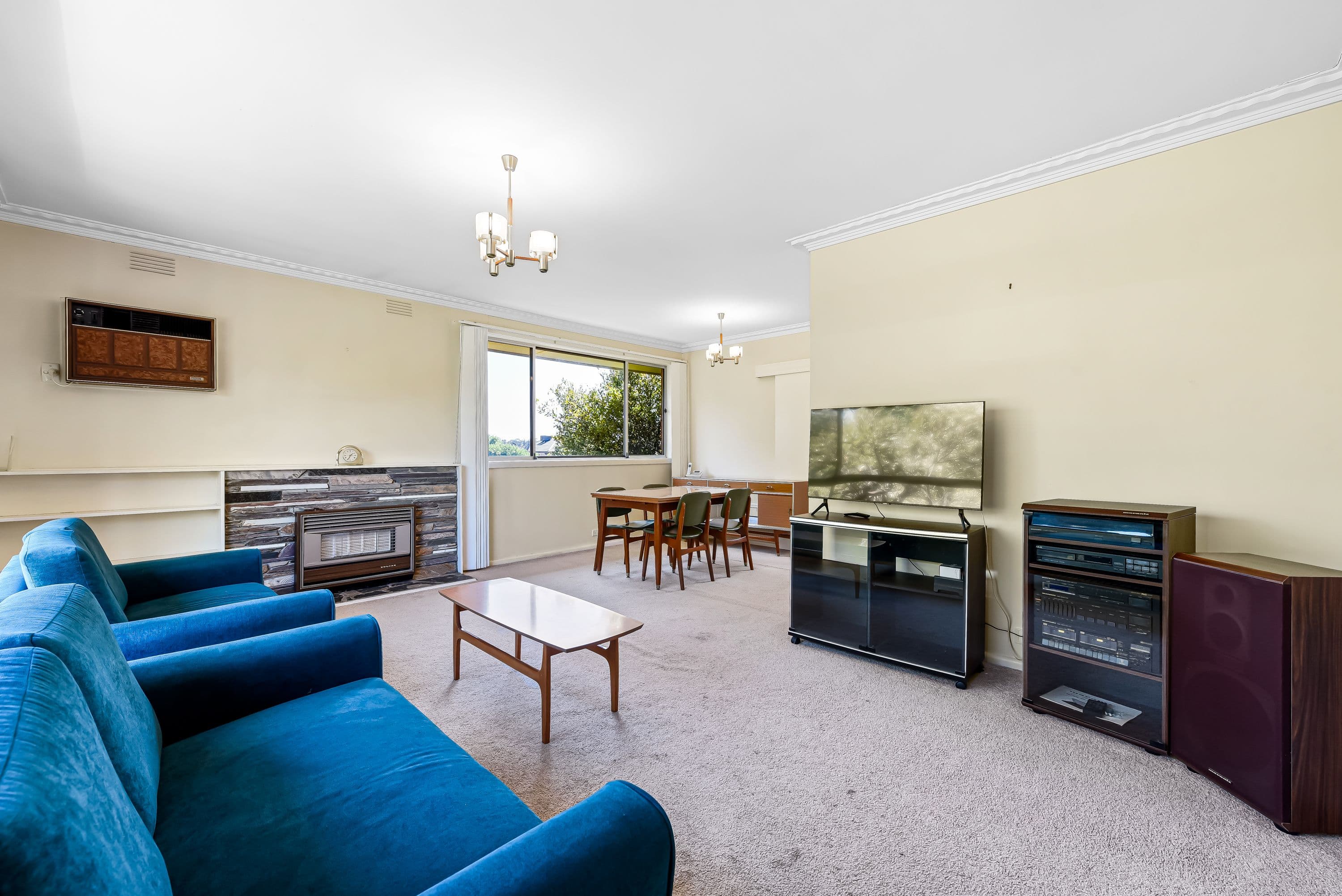 6 Lyons Street, Mount Waverley VIC 3149, Mount Waverley - Thumbnail 2