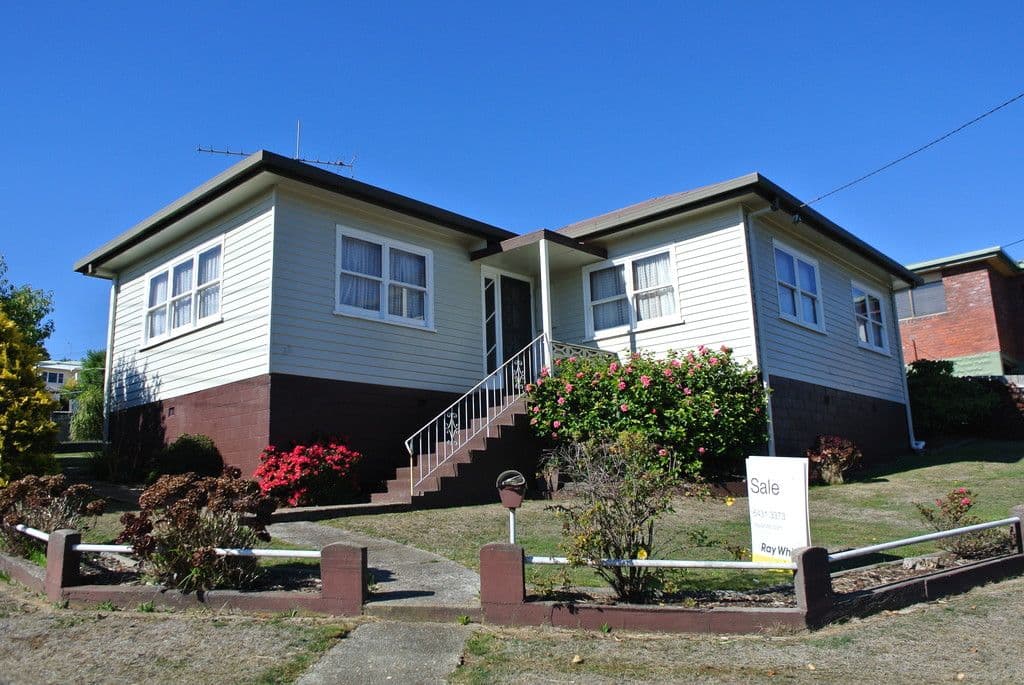 33 Ironcliffe Road, Penguin TAS 7316, Penguin - Image 1