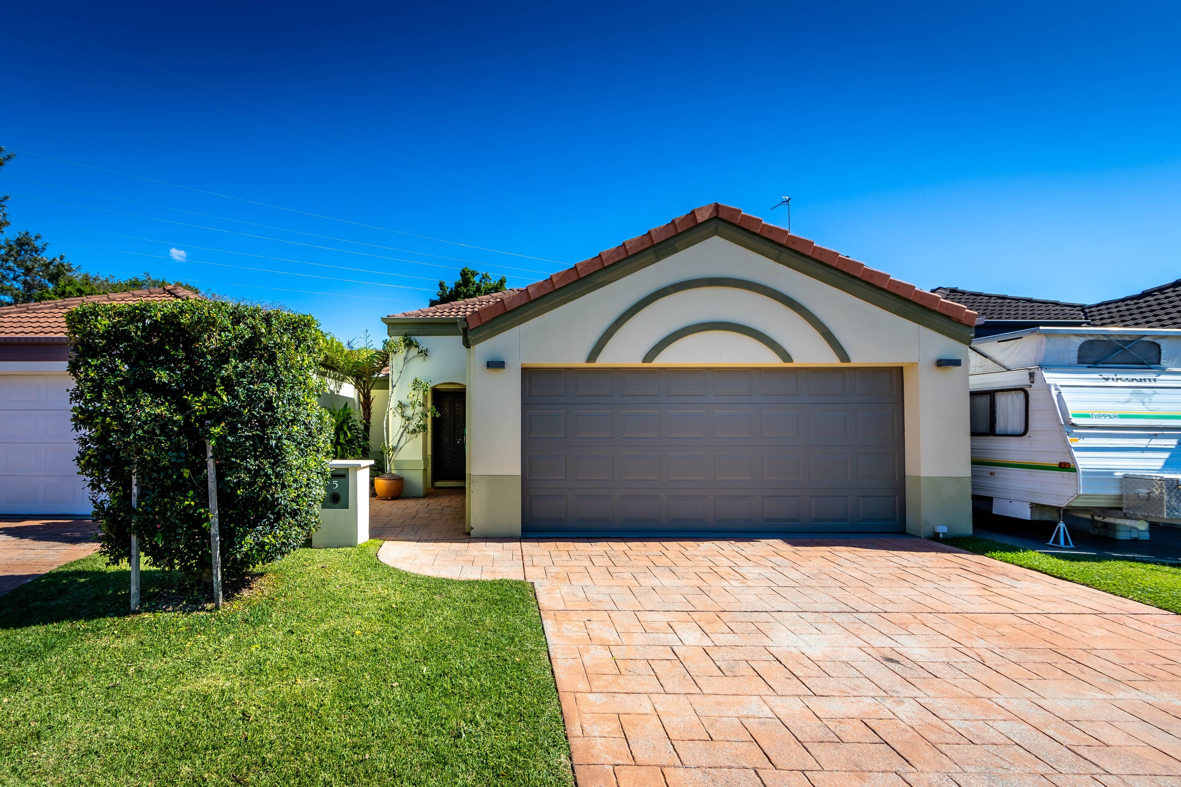 5 Coral Tree Court, Robina QLD 4226, Robina - Thumbnail 3