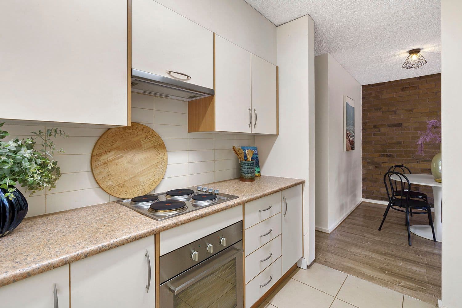 60 Beach Road, Mentone VIC 3194, Mentone - Thumbnail 4