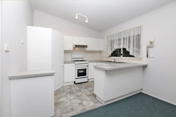 2 Gremel Road, RESERVOIR VIC 3073, Reservoir - Thumbnail 2