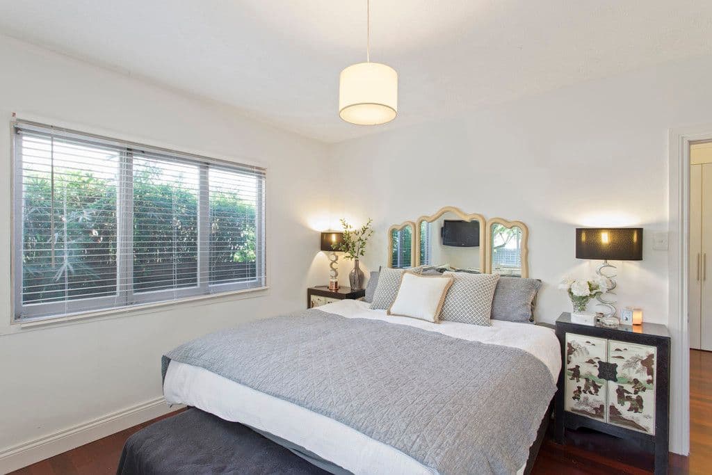 21 JOAN Street, Southport QLD 4215, Southport - Thumbnail 7