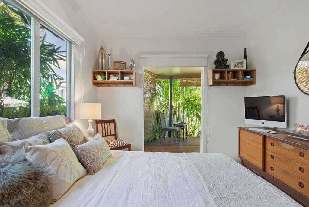 21 JOAN Street, Southport QLD 4215, Southport - Thumbnail 8