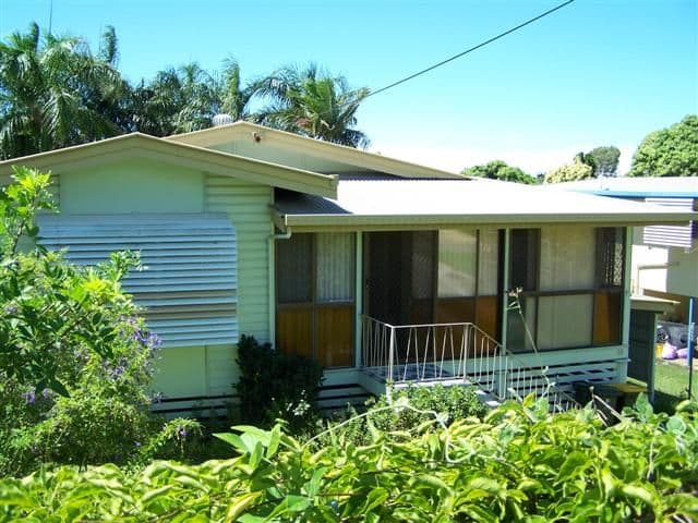 28  Watt Street, GLADSTONE QLD 4680, West Gladstone - Image 1