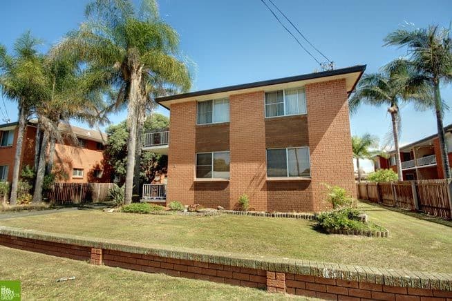8 Peterborough Avenue, LAKE ILLAWARRA NSW 2528, Lake Illawarra - Image 1