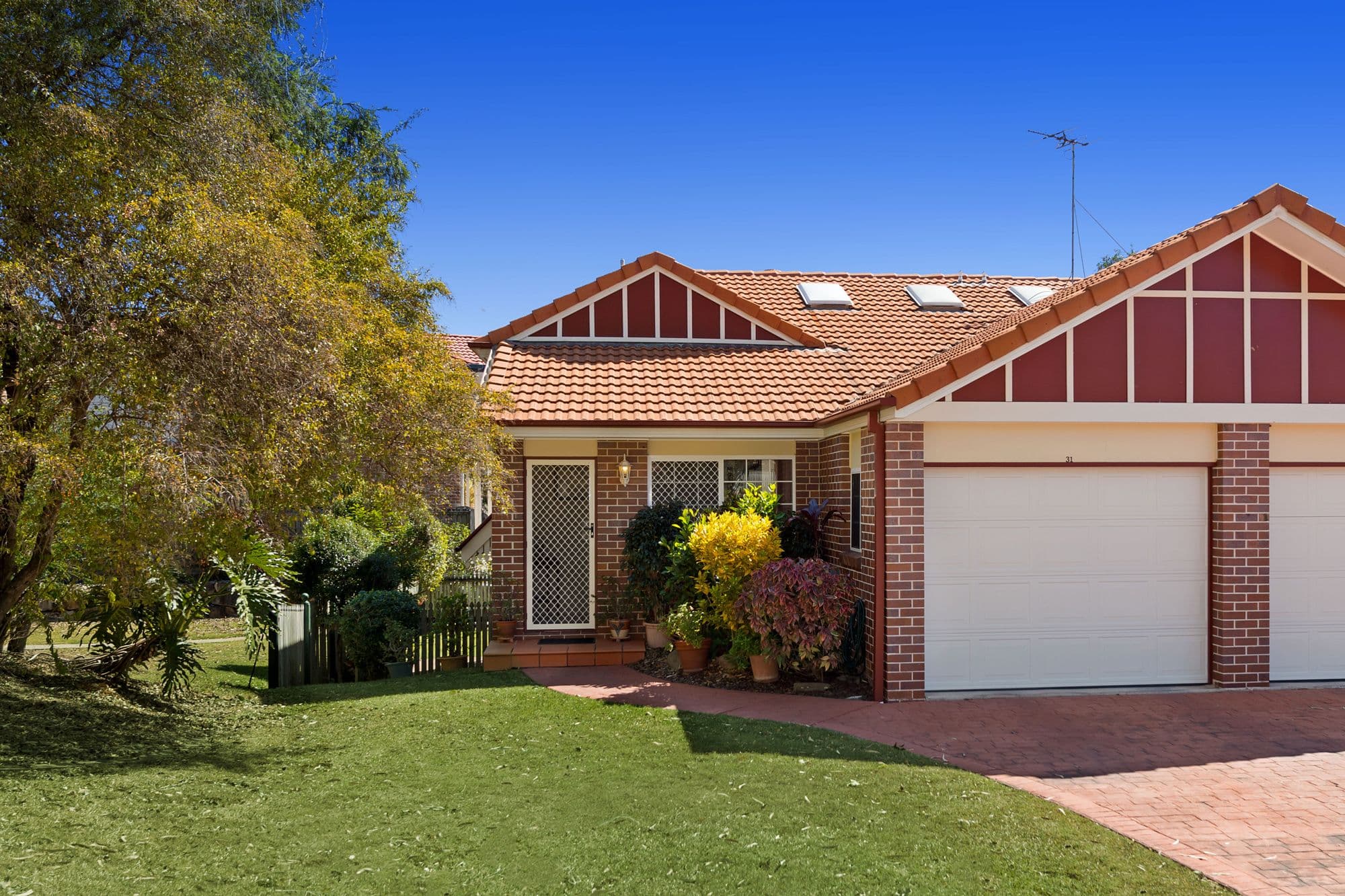 8 Pepper Road, Everton Hills QLD 4053, Everton Hills - Image 1