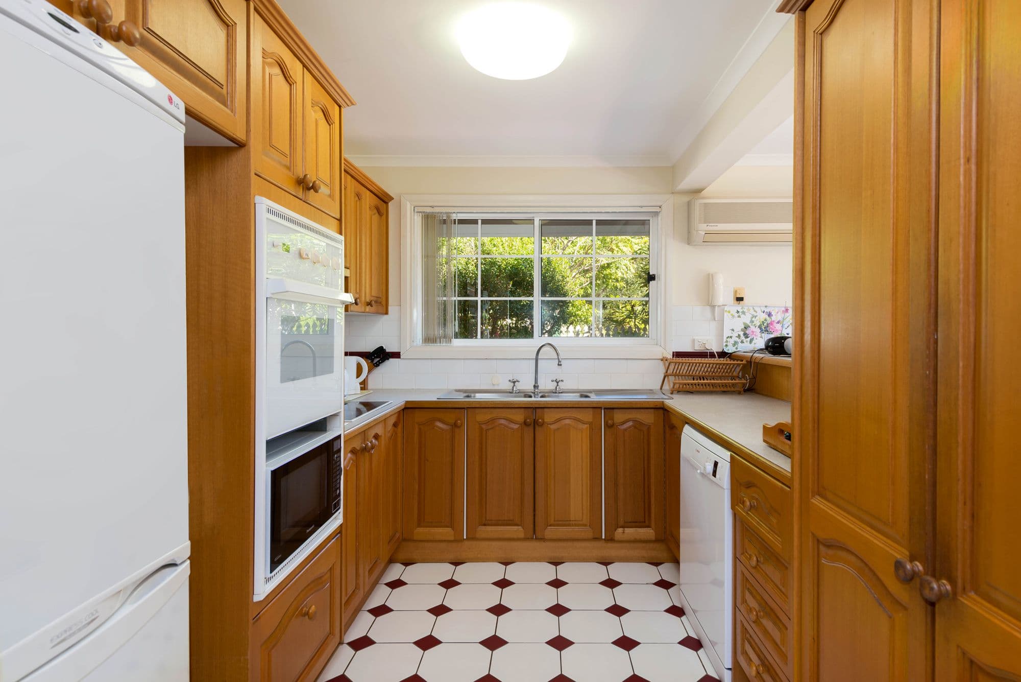 8 Pepper Road, Everton Hills QLD 4053, Everton Hills - Thumbnail 6