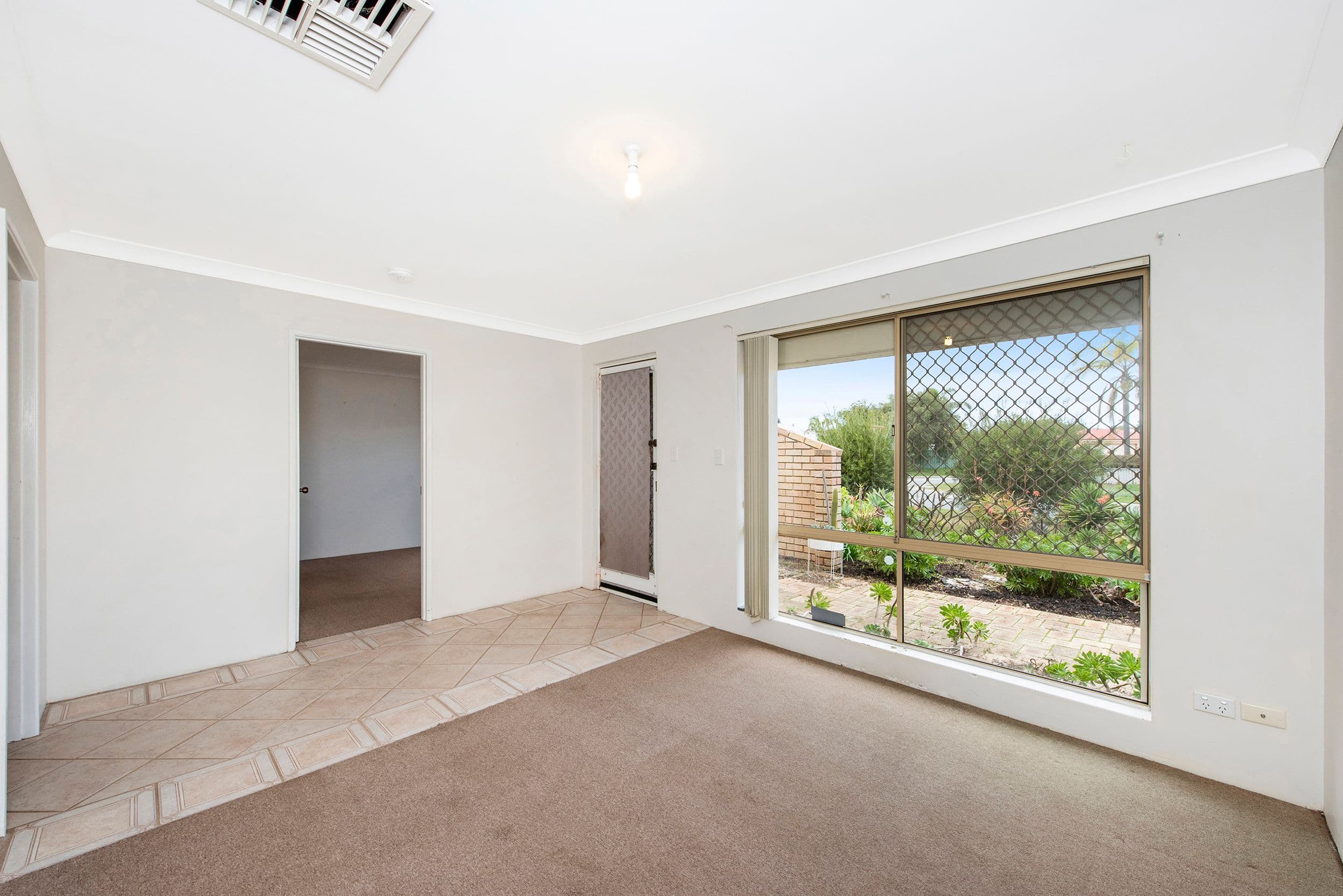 2 Ceri Close, Port Kennedy WA 6172, Port Kennedy - Thumbnail 2