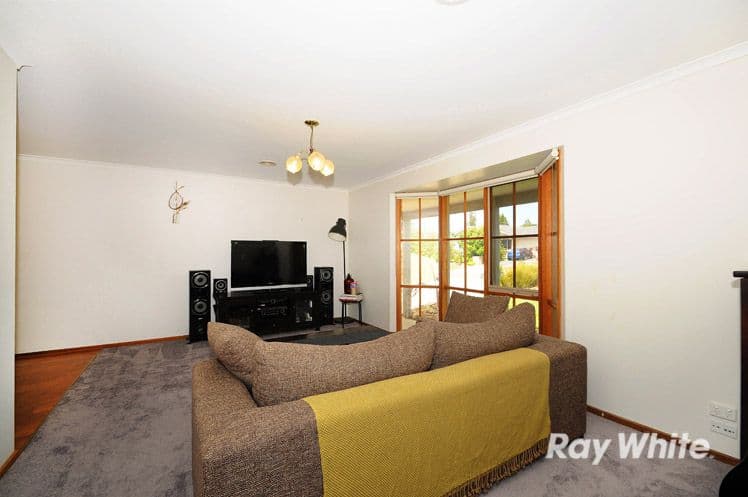9 Lemnian Court, LANGWARRIN VIC 3910, Langwarrin - Thumbnail 2