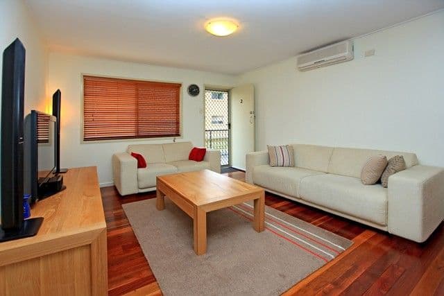 15 Agnes Street, MORNINGSIDE QLD 4170, Morningside - Thumbnail 2
