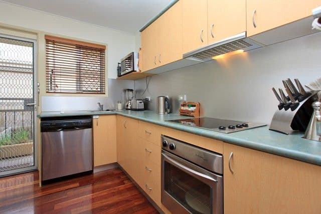 15 Agnes Street, MORNINGSIDE QLD 4170, Morningside - Thumbnail 3