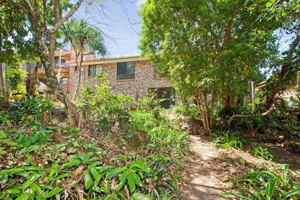 6 Banora Hills Drive, BANORA POINT NSW 2486, Banora Point - Thumbnail 2