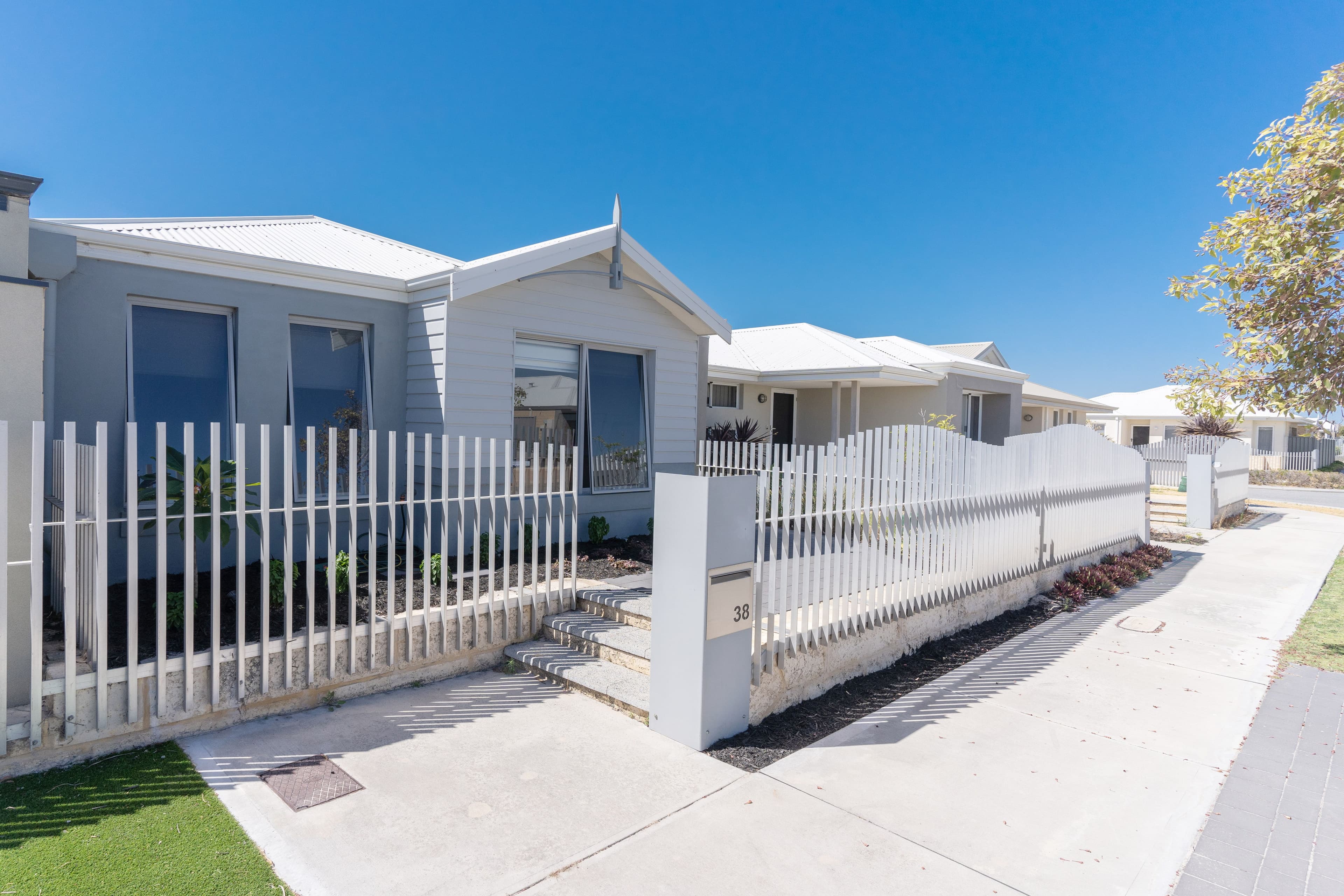 38 Aureate Way, Eglinton WA 6034, Eglinton - Thumbnail 2