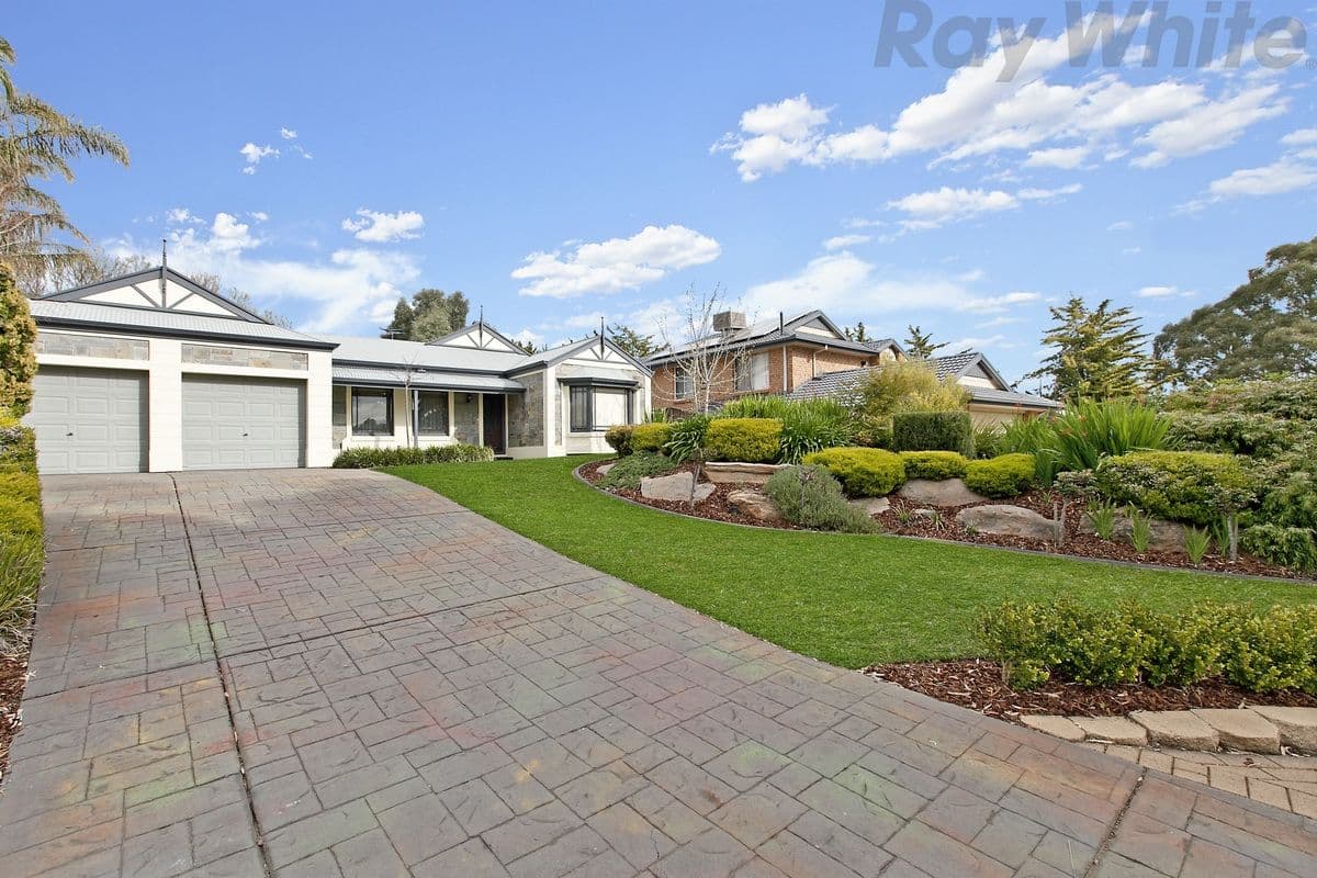 10 Houndsgate Court, ONKAPARINGA HILLS SA 5163, Onkaparinga Hills - Thumbnail 2