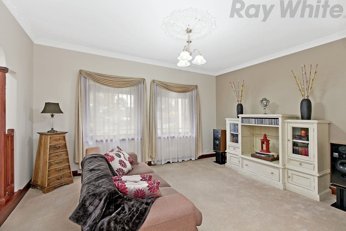 10 Houndsgate Court, ONKAPARINGA HILLS SA 5163, Onkaparinga Hills - Thumbnail 3