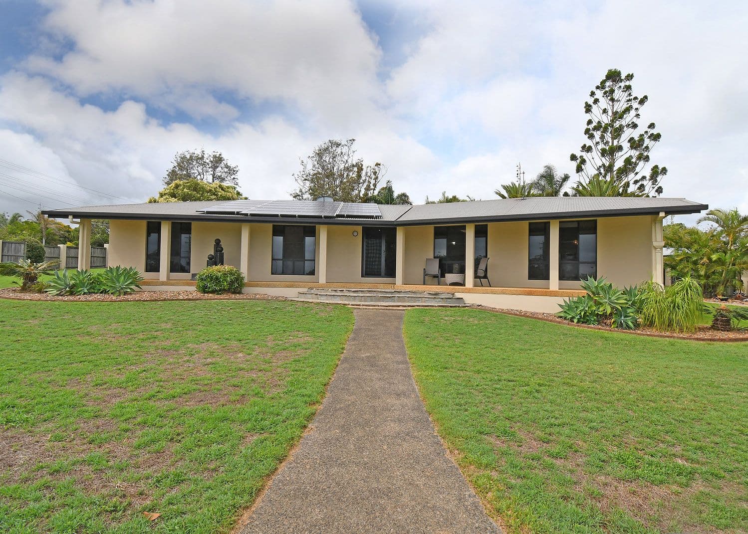2 Jabiru Close, Urraween QLD 4655, Urraween - Thumbnail 2