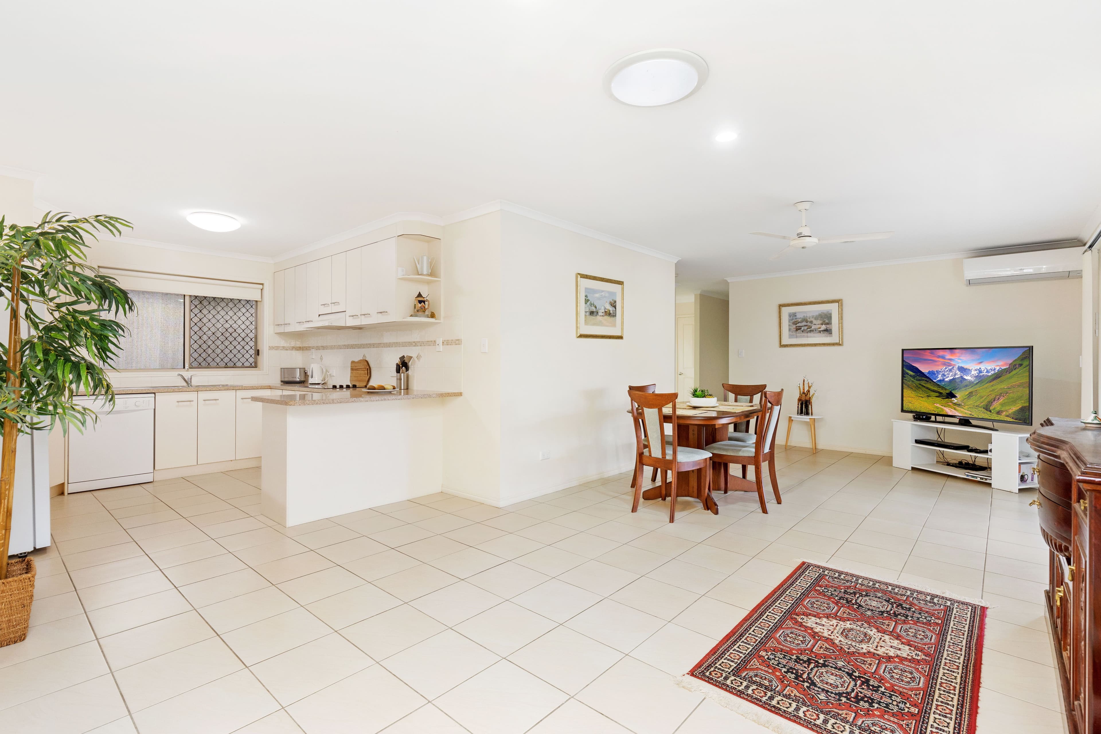 89 Endeavour Way, Eli Waters QLD 4655, Eli Waters - Thumbnail 2
