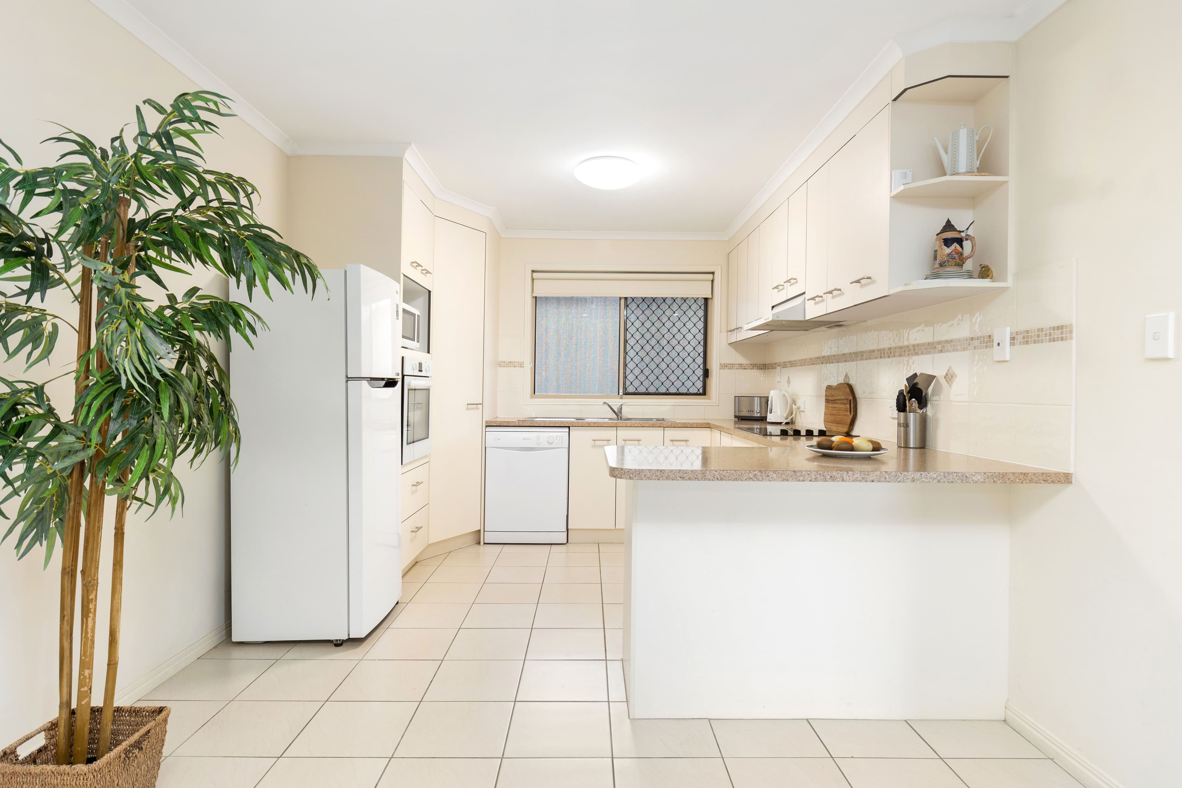 89 Endeavour Way, Eli Waters QLD 4655, Eli Waters - Thumbnail 4