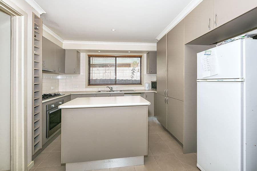 4 Argyll Circuit, MELTON WEST VIC 3337, Melton West - Thumbnail 2