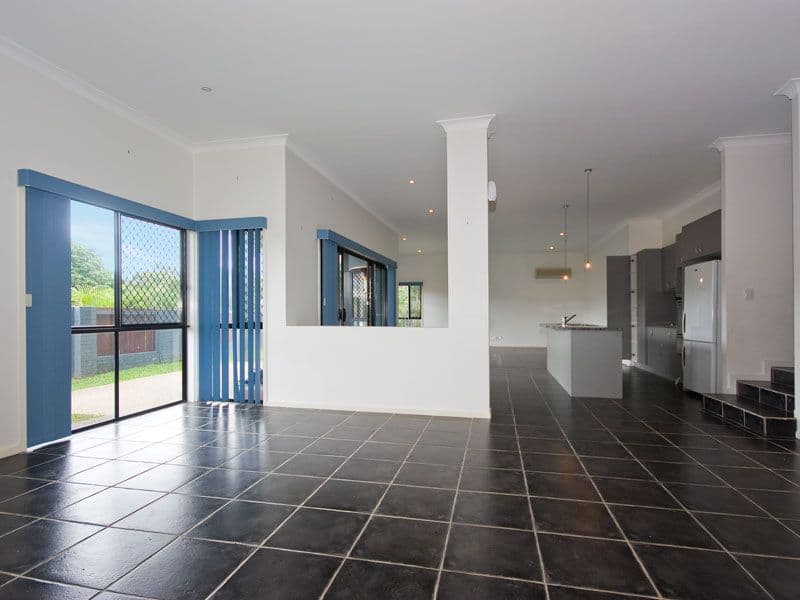 176 Kangaroo Gully Road, BELLBOWRIE QLD 4070, Bellbowrie - Thumbnail 3