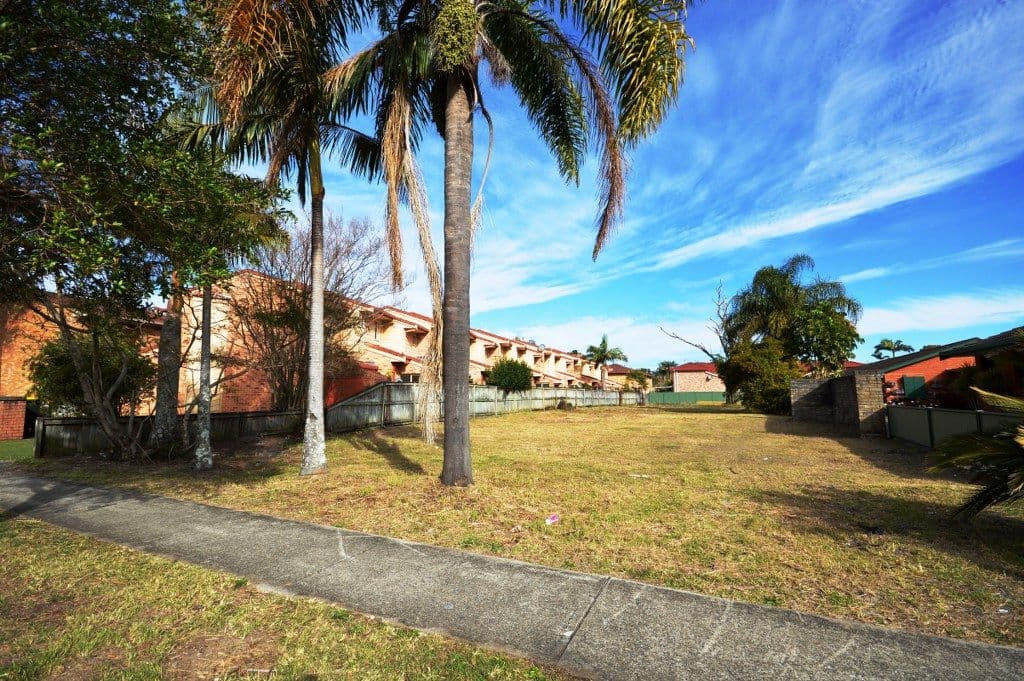 98 Park Beach Road, COFFS HARBOUR NSW 2450, Coffs Harbour - Image 1