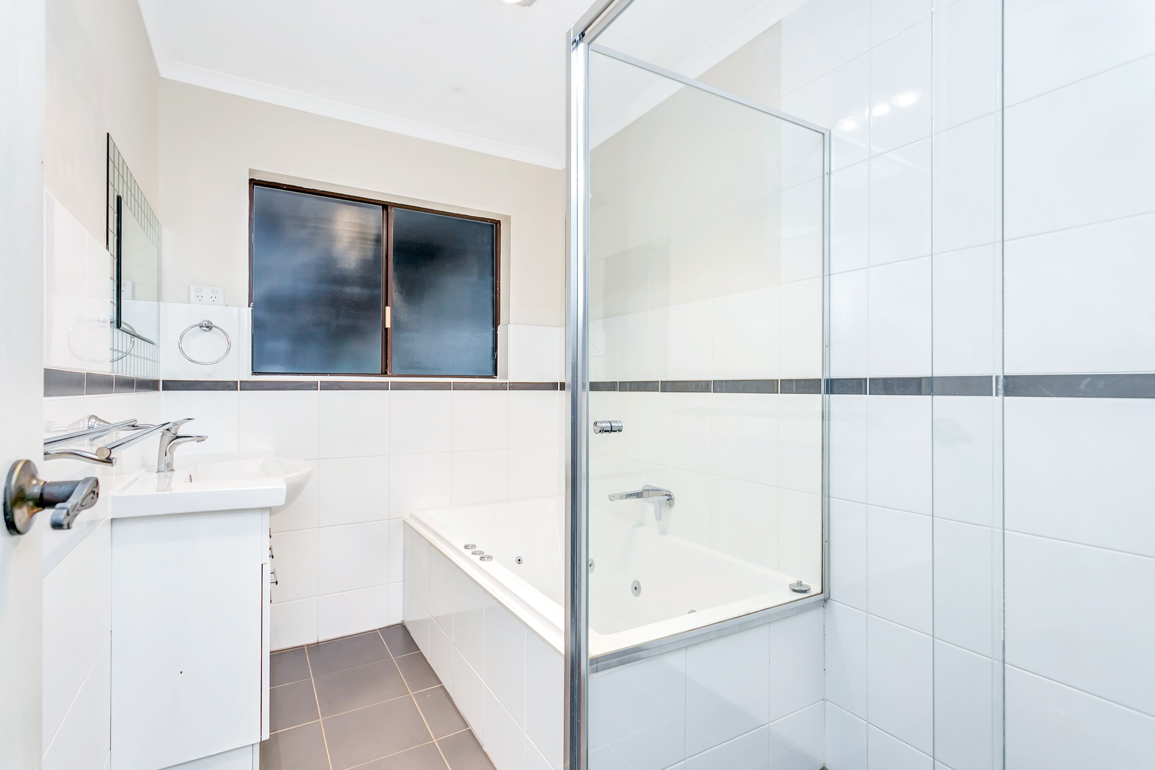 9 Woolaston Road, Salisbury Downs SA 5108, Salisbury Downs - Thumbnail 7