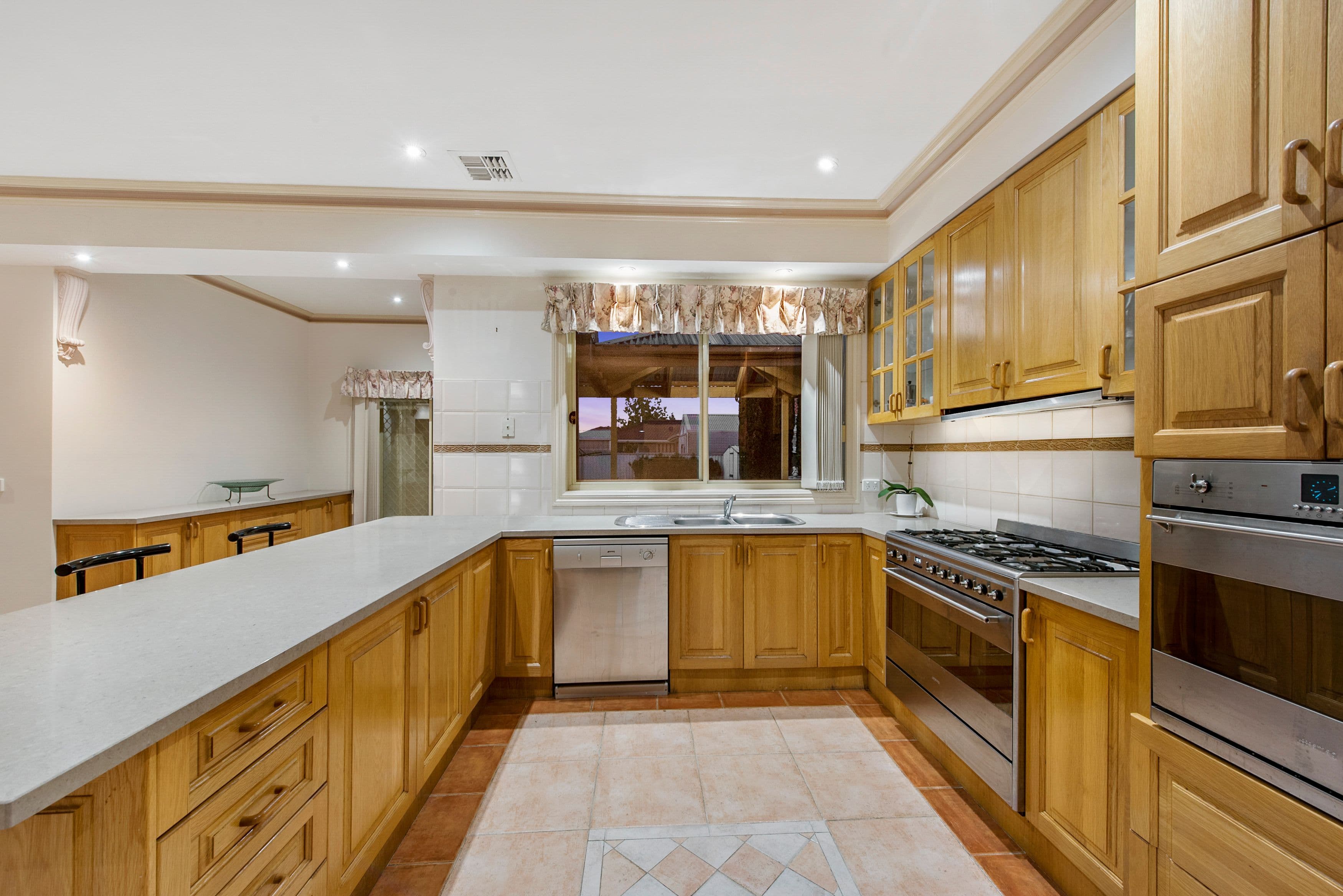 78 McCubbin Drive, Taylors Lakes VIC 3038, Taylors Lakes - Thumbnail 6