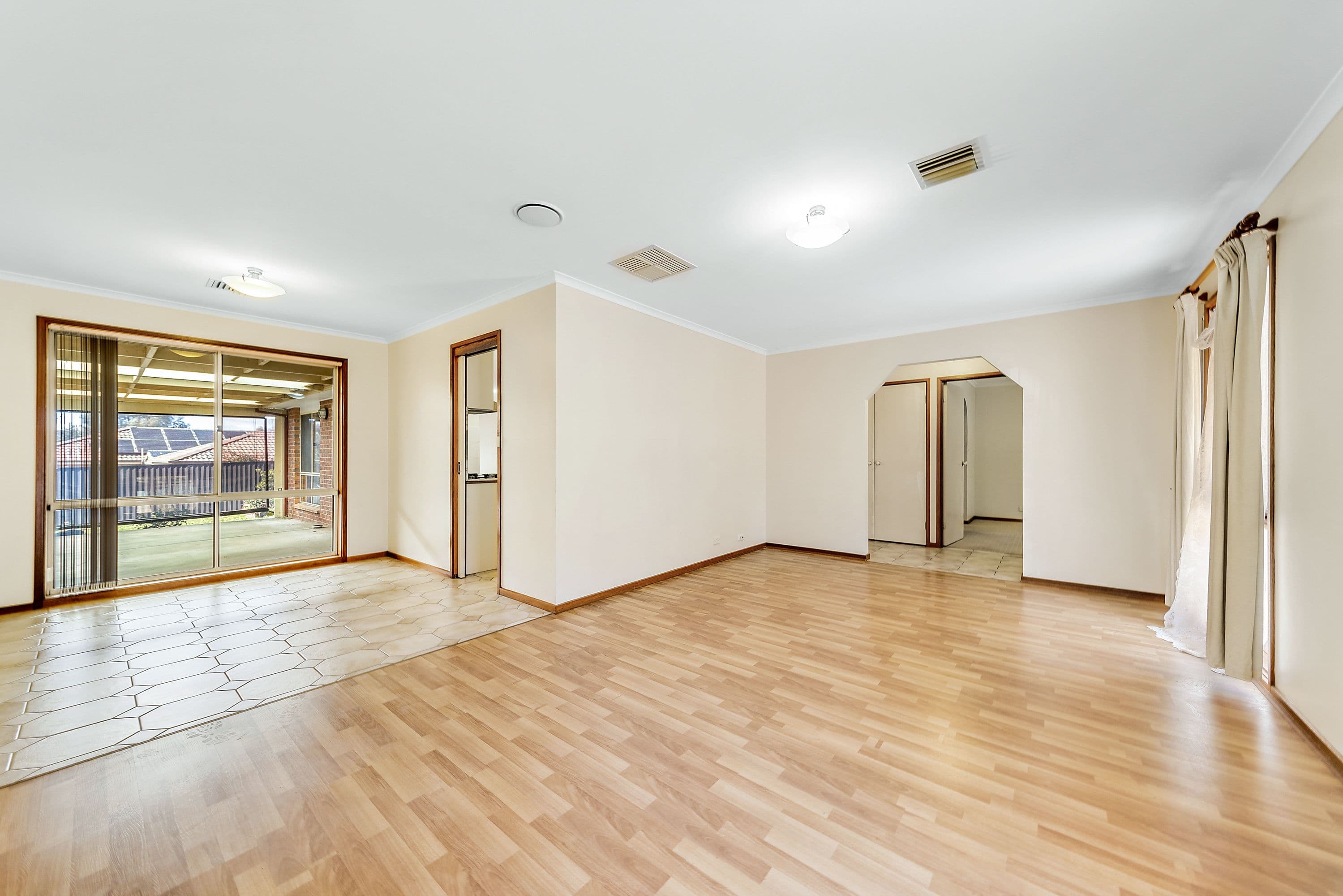 104 Archdall Street, Dunlop ACT 2615, Dunlop - Thumbnail 3