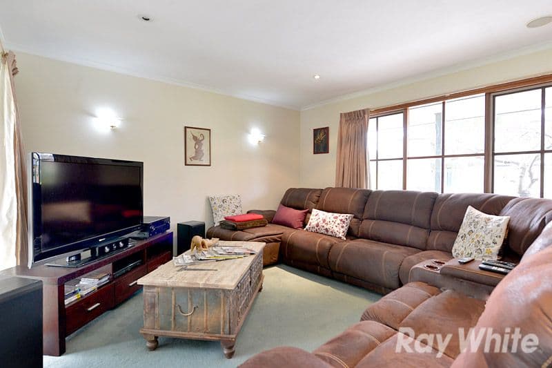 68 Segarta Circuit, FERNTREE GULLY VIC 3156, Ferntree Gully - Thumbnail 4