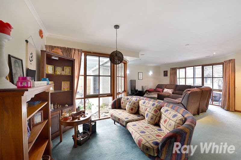 68 Segarta Circuit, FERNTREE GULLY VIC 3156, Ferntree Gully - Thumbnail 5