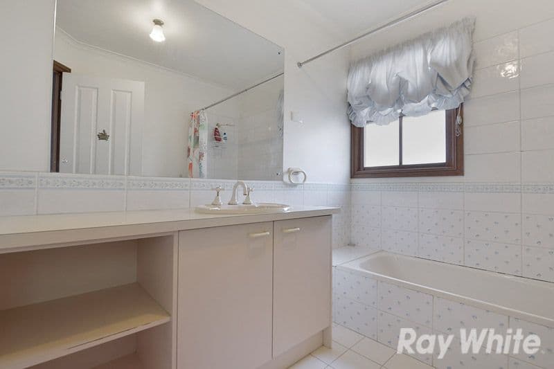 68 Segarta Circuit, FERNTREE GULLY VIC 3156, Ferntree Gully - Thumbnail 7