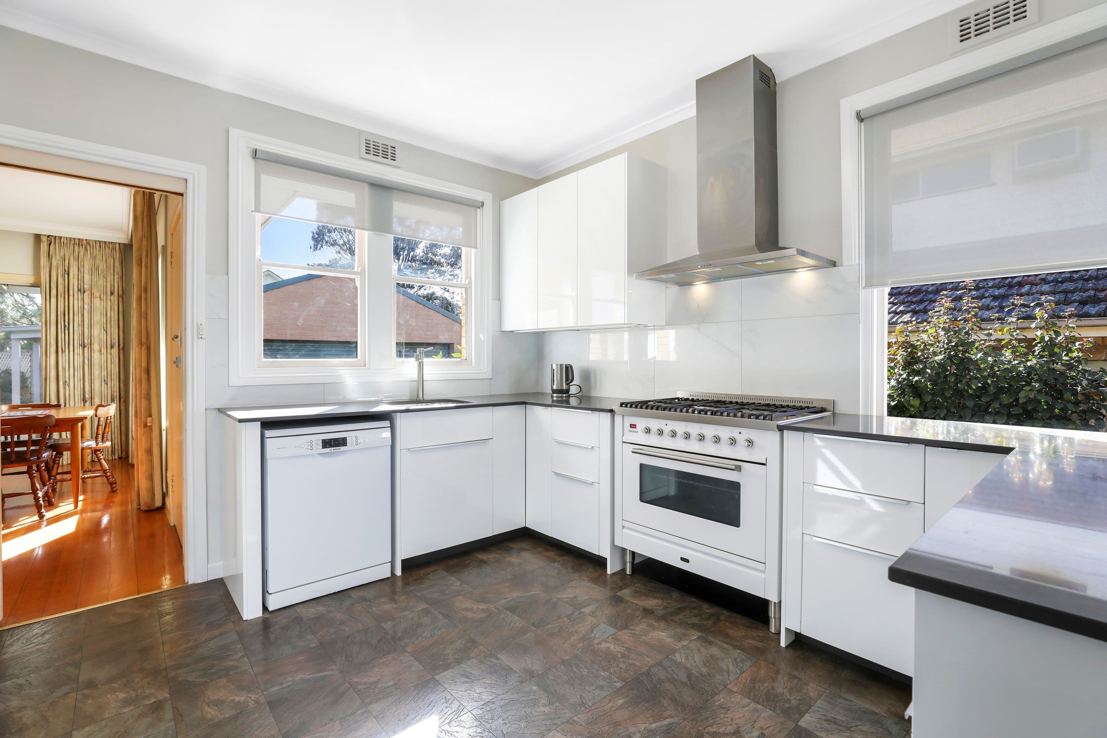 23 Churchill Avenue, Cheltenham VIC 3192, Cheltenham - Thumbnail 5
