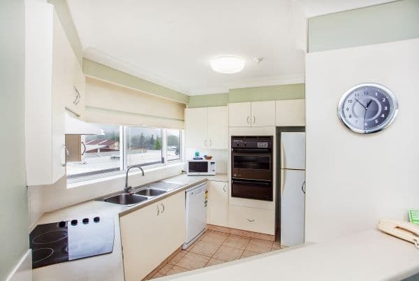 6 Coyne Street 'Meridian Towers', Coolangatta QLD 4225, Coolangatta - Thumbnail 4