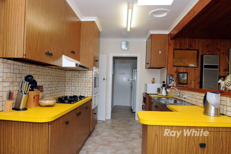 45 Theodore Avenue, NOBLE PARK VIC 3174, Noble Park - Thumbnail 8