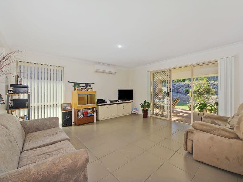 256 Universal Street, PACIFIC PINES QLD 4211, Pacific Pines - Thumbnail 3