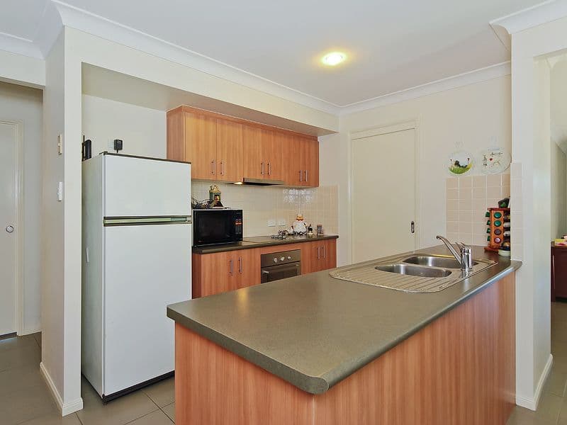 256 Universal Street, PACIFIC PINES QLD 4211, Pacific Pines - Thumbnail 4