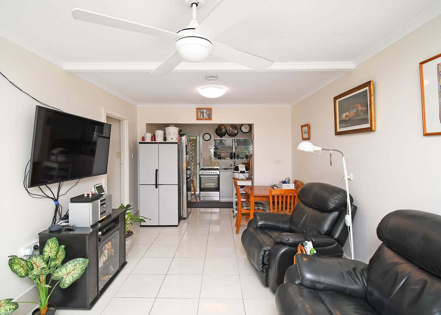 16 Campbell Street, Torquay QLD 4655, Torquay - Thumbnail 4