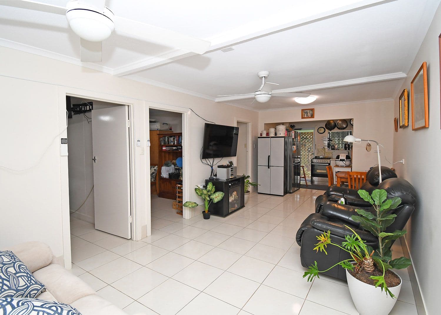 16 Campbell Street, Torquay QLD 4655, Torquay - Thumbnail 5