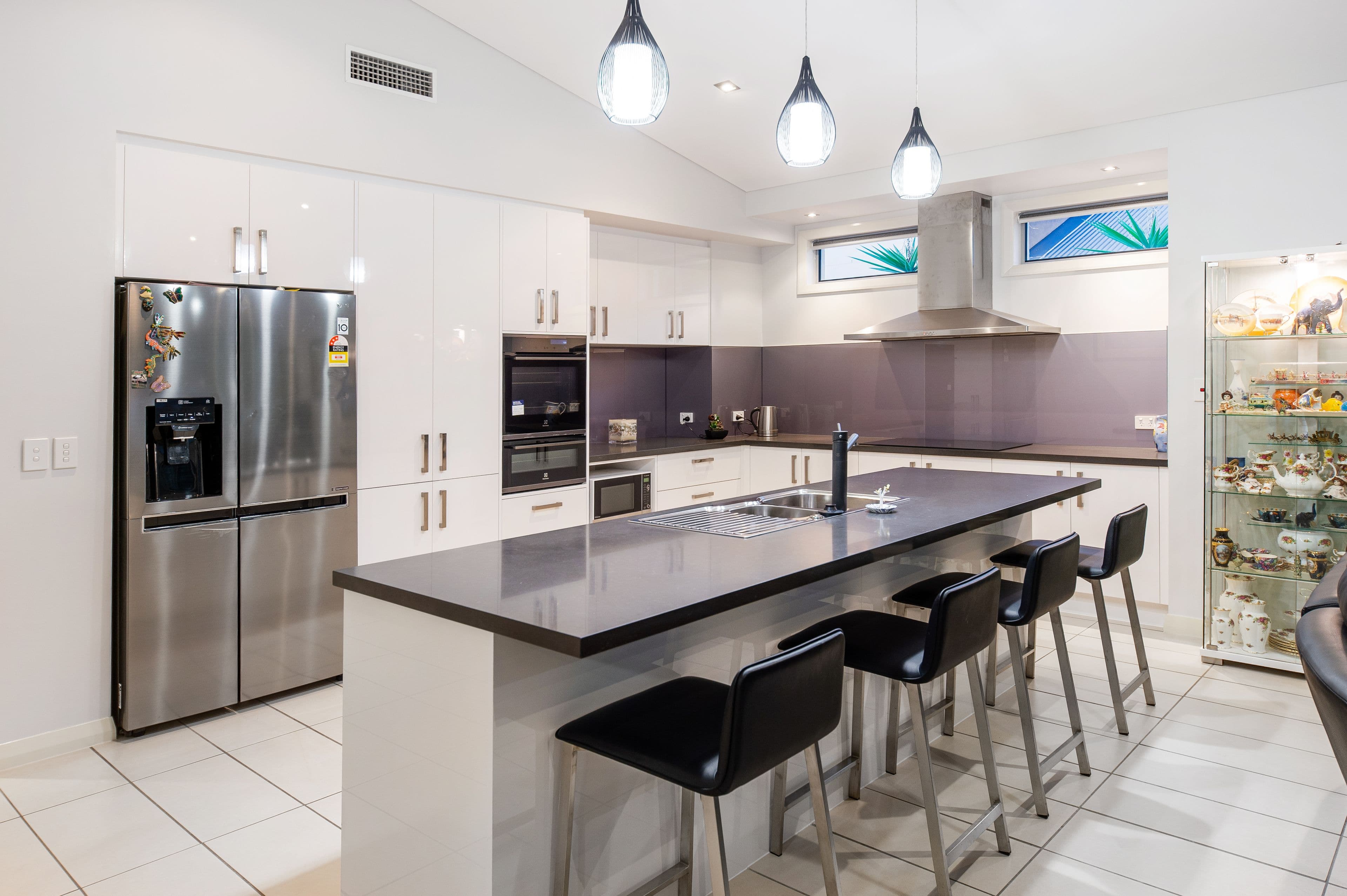 3013 Hillside Walk, Sanctuary Cove QLD 4212, Sanctuary Cove - Thumbnail 4